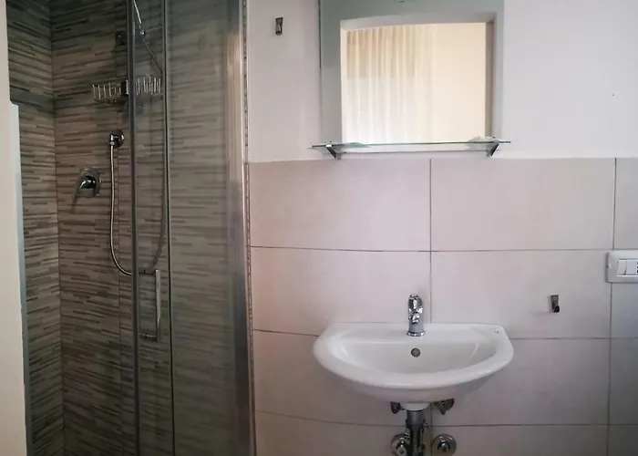 Lexington רימיני